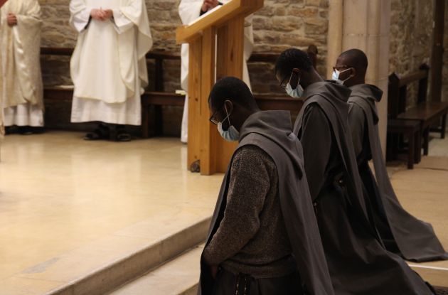 institution acolytat