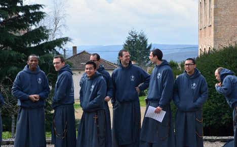 Frères de Saint-Jean, photo insolite