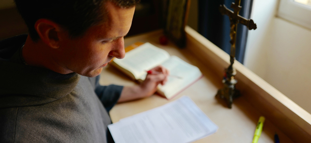 freres_saint_jean_notre_vie_etudes Frère de Saint-Jean à l'étude