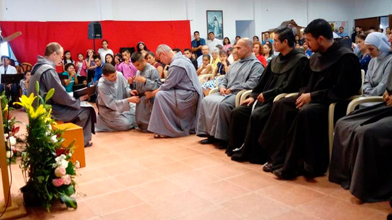 Monterrey : prises d'habit des Frères de Saint-Jean