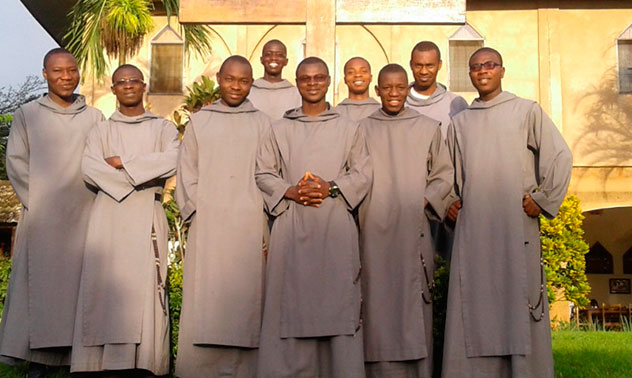 Simbock : professions et prises d'habit